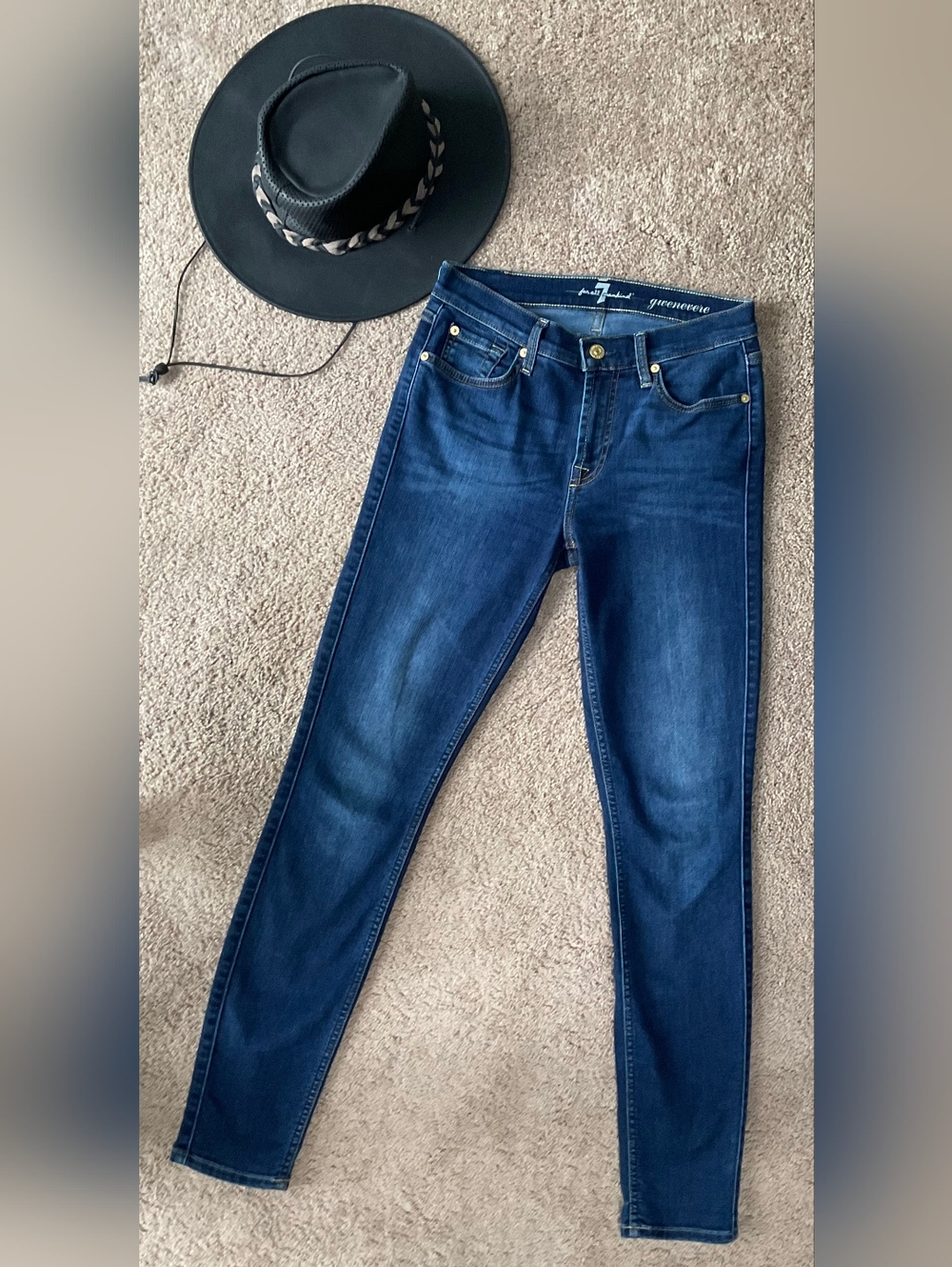 7 For All Mankind Gwenevere Skinny Jeans Size 27